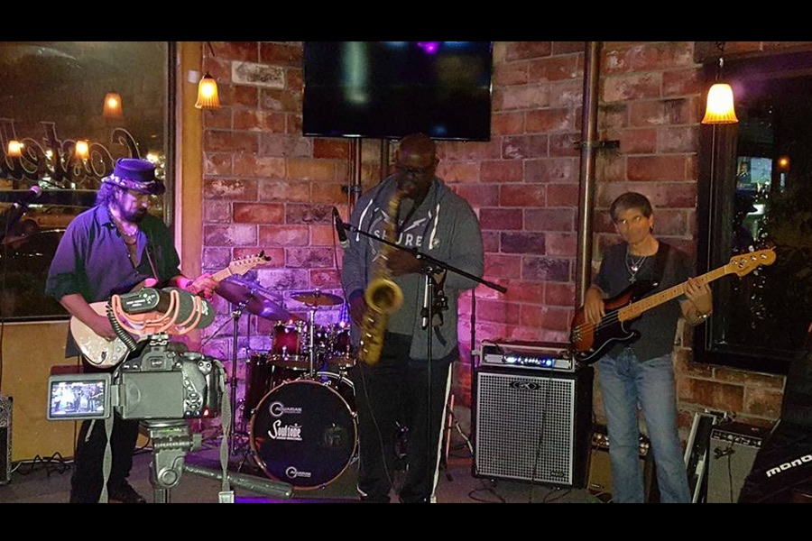 Henry Alexander - Musician/Saxophone